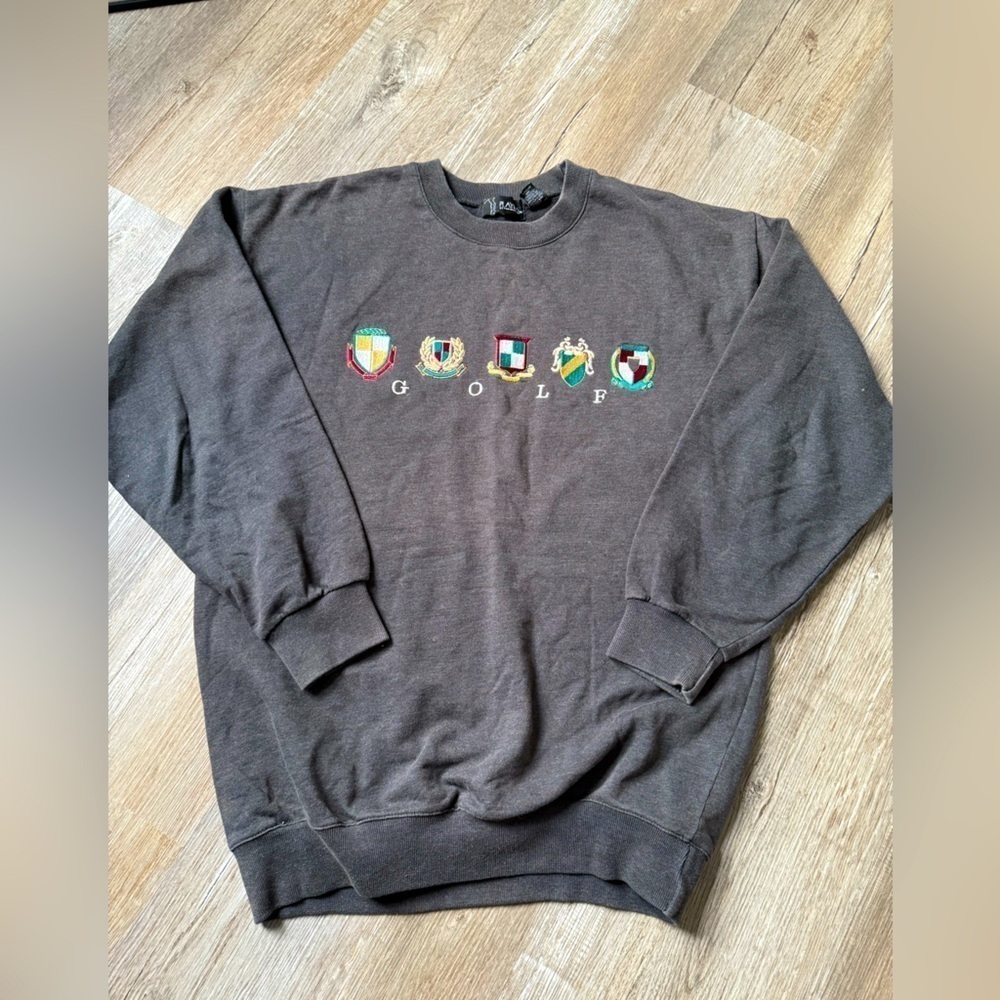 VTG Van Heusen Golf Sweatshirt Crewneck Pullover Gray Embroidered Size M